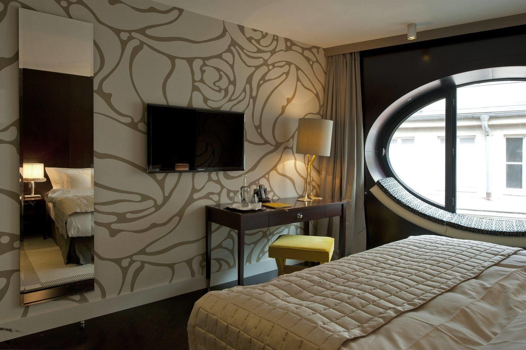 Topazz & Lamee Hotel Viena